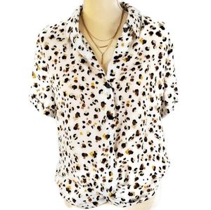 Anthropologie W5 Concepts Short Sleeve Button Down Twist Front Wrap Hem Blouse